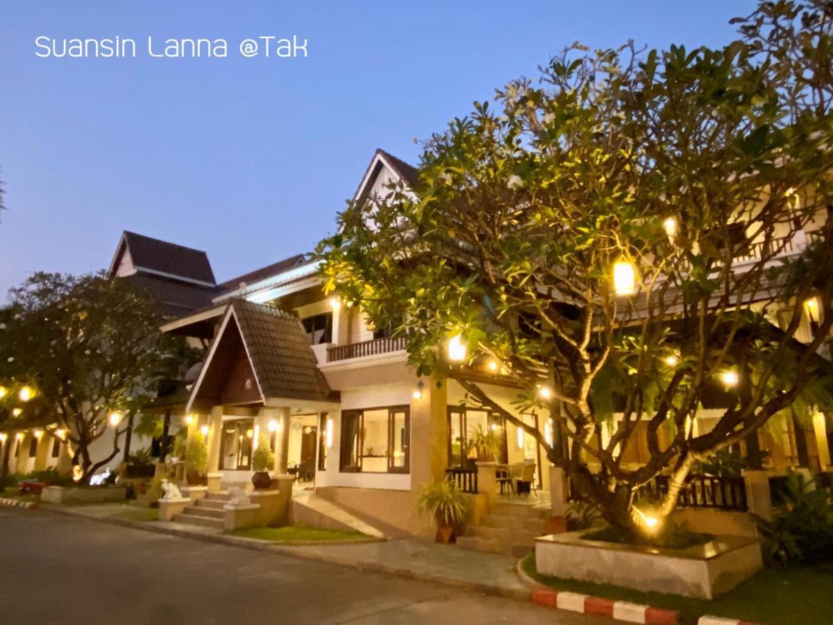 Suansin Lanna Hotel Tak Bagian luar foto